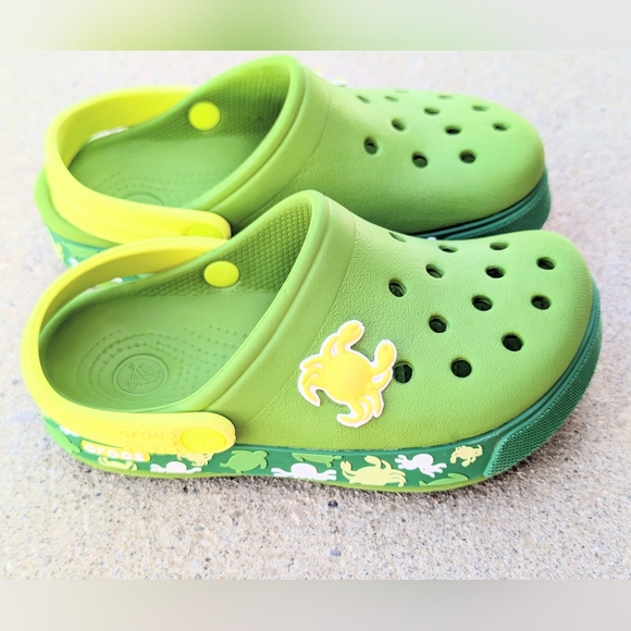 Crocs Kid's Classic Green Crab Turtle Octopus Sea Life Clog Size C10-11 - Picture 1 of 11